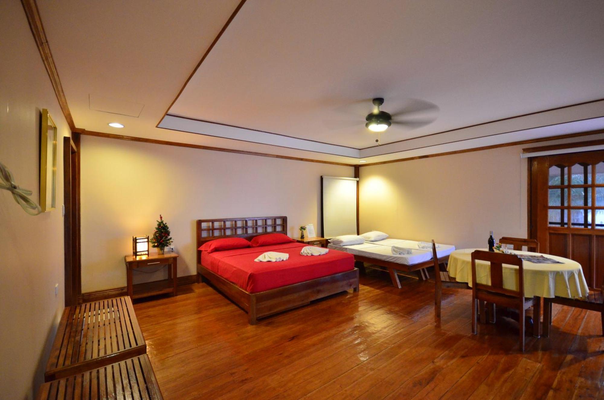 Arena Island Resort Room photo